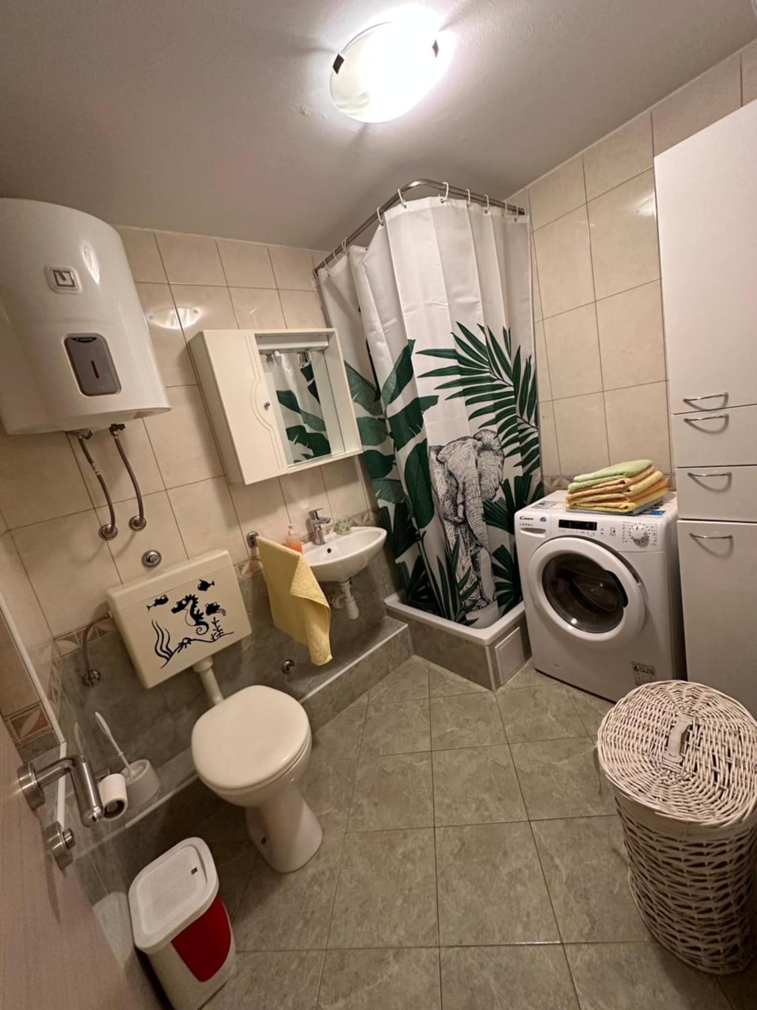 Apartman Lana Kastela Luaran gambar